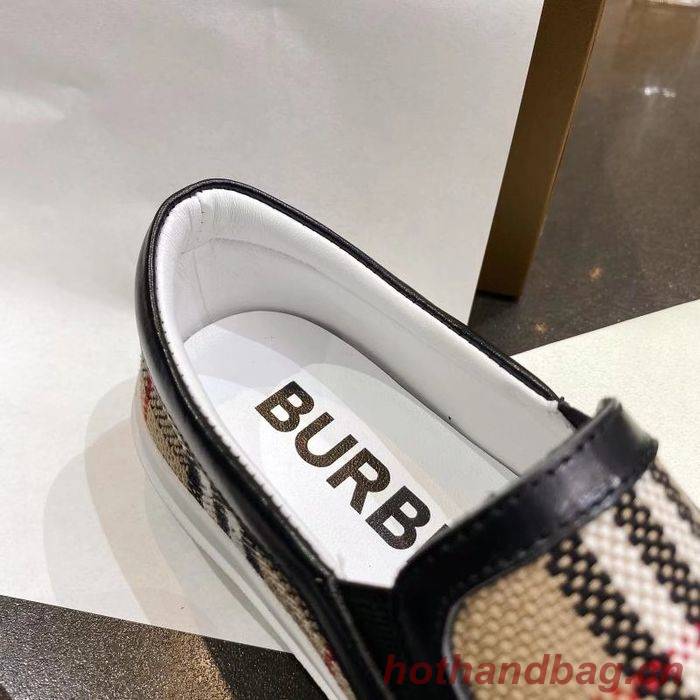 Burberry shoes BU00023