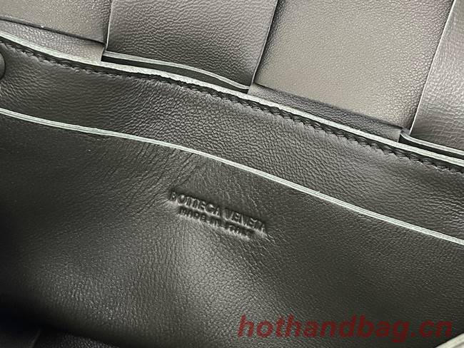 Bottega Veneta CASSETTE Mini intreccio leather belt bag 651053 RAINTREE