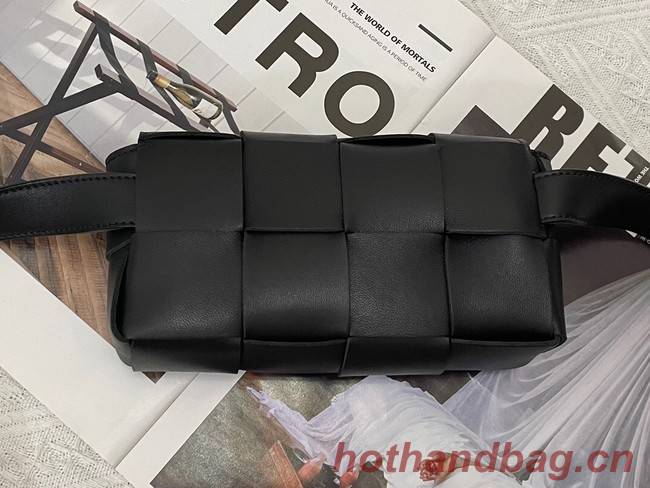 Bottega Veneta CASSETTE Mini intreccio leather belt bag 651053 black