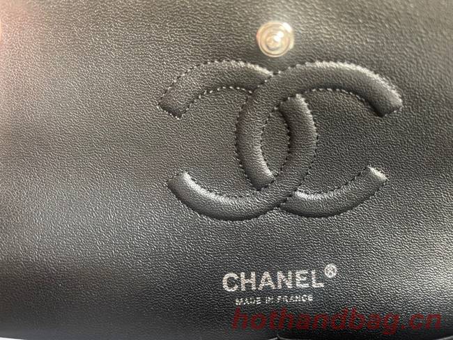 Chanel classic handbag Lambskin & silver Metal V01112 black