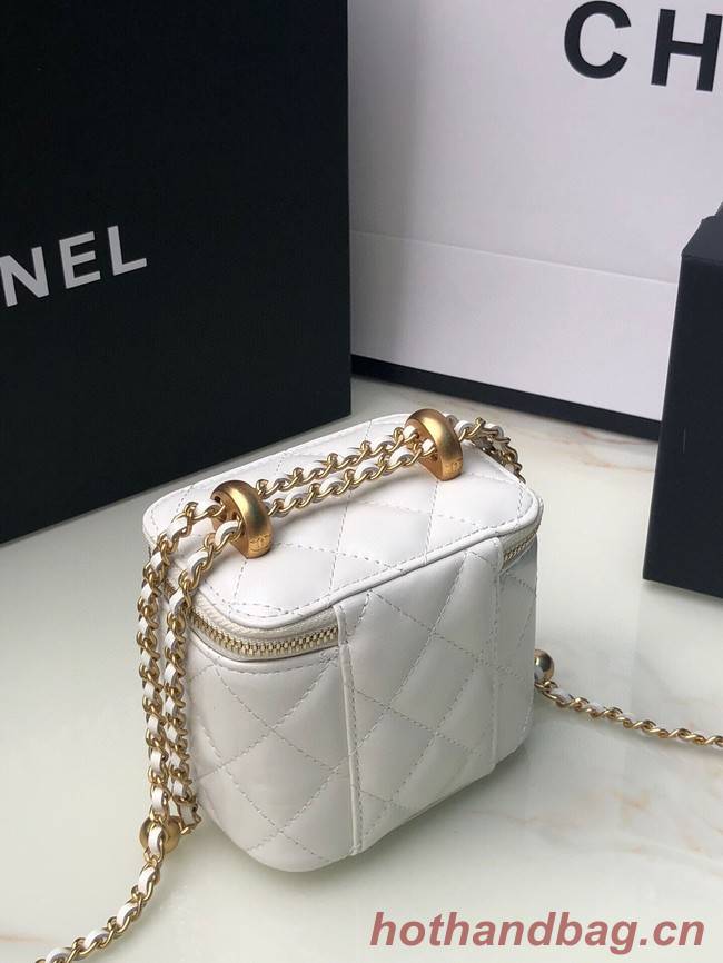 Chanel mini Shoulder Bag Lambskin & Gold-Tone Metal AP2292 white