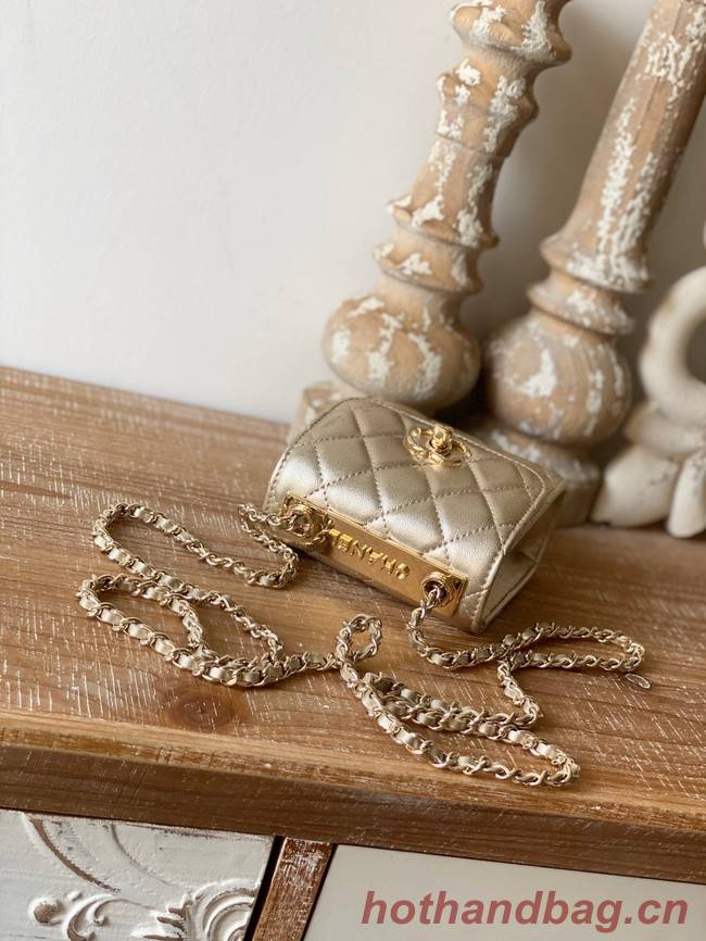 Chanel mini Shoulder Bag Lambskin & Gold-Tone Metal 88631 gold
