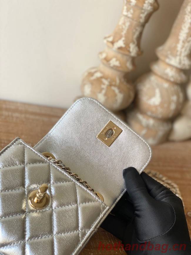 Chanel mini Shoulder Bag Lambskin & Gold-Tone Metal 88631 silver