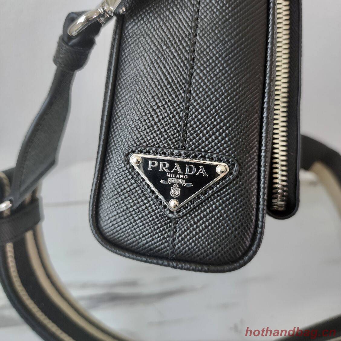 Prada Re-Edition 2005 Saffiano leather bag 2HD052 black