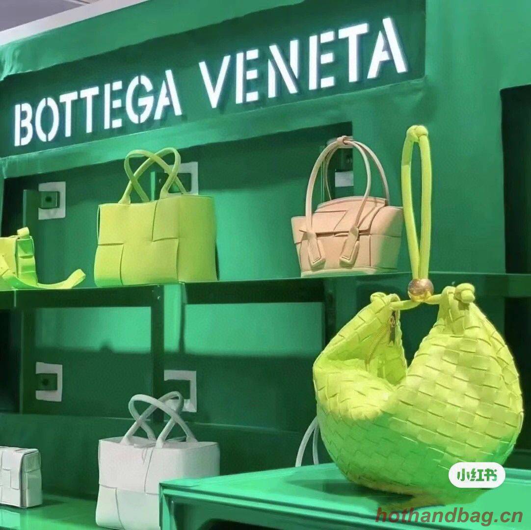 Bottega Veneta Original Leather Bag TURN 701024