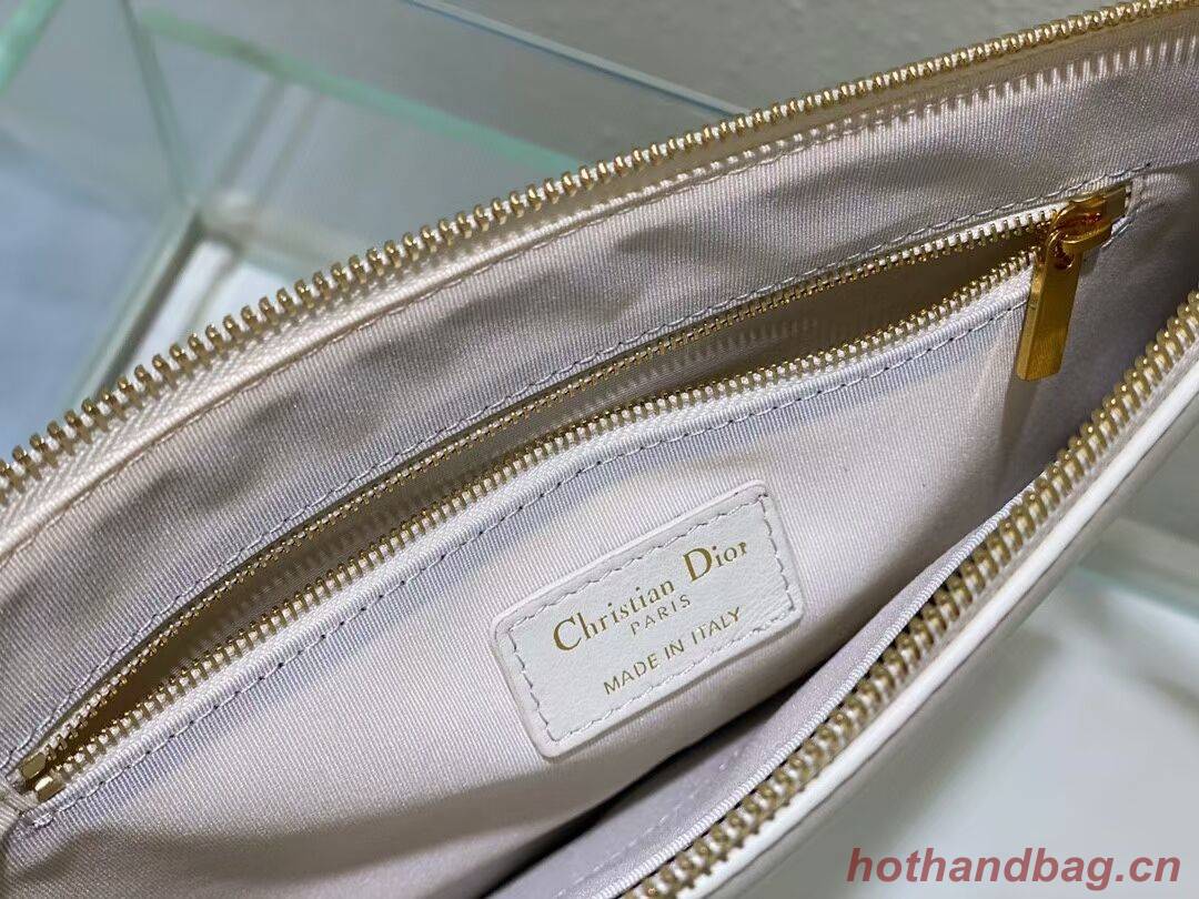 Dior Calfskin Cluth Bag C9181 white