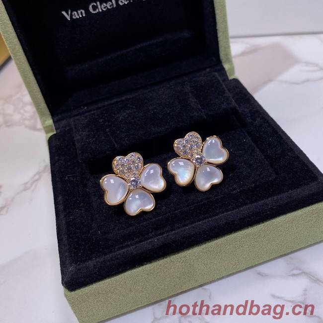 Van Cleef & Arpels Earrings CE8389