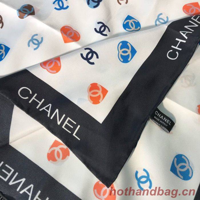 Chanel Scarf CHS00117