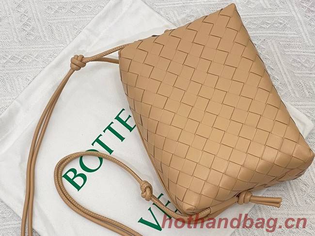 Bottega Veneta Small intrecciato leather cross-body bag 680255 Almond