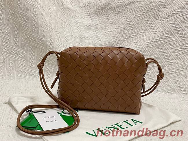 Bottega Veneta Small intrecciato leather cross-body bag 680255 Brown