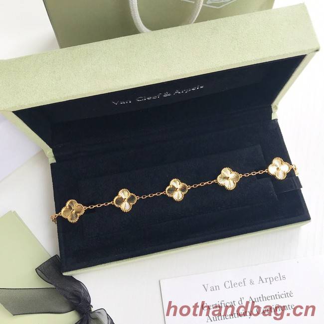 Van Cleef & Arpels Earrings&Bracelet&Necklace CE8464