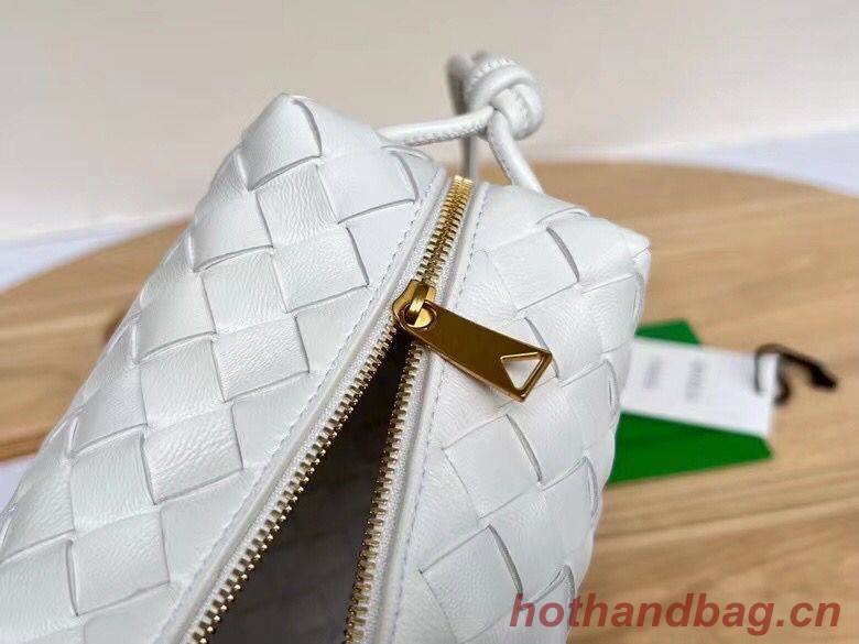 Bottega Veneta Medium intrecciato leather cross-body bag 680256 White