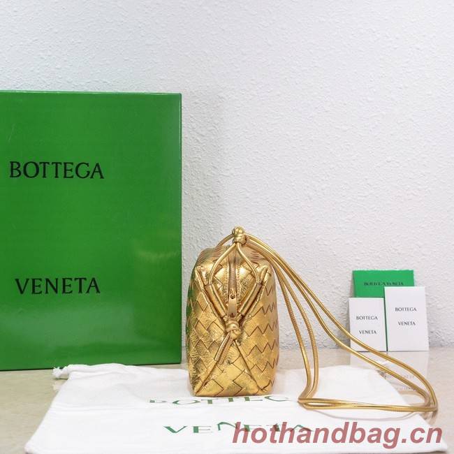 Bottega Veneta Small intrecciato leather cross-body bag 680255 gold
