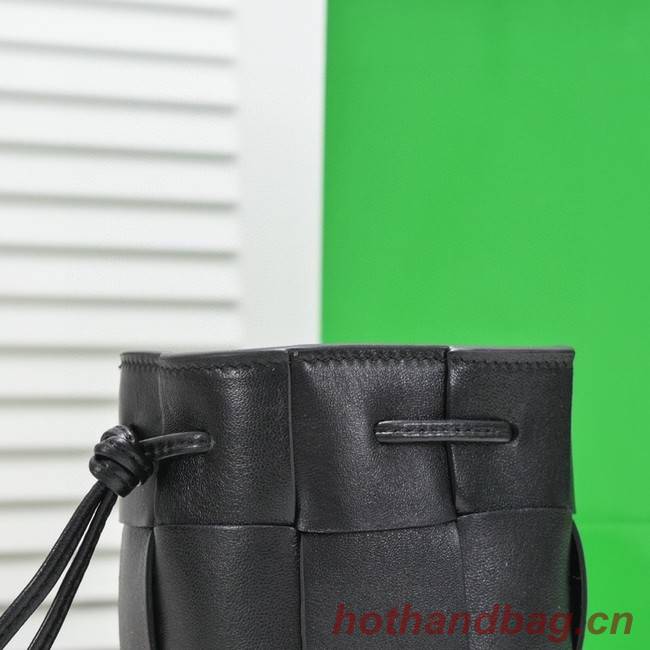 Bottega Veneta Mini intreccio leather crossbody bucket bag 680217 black