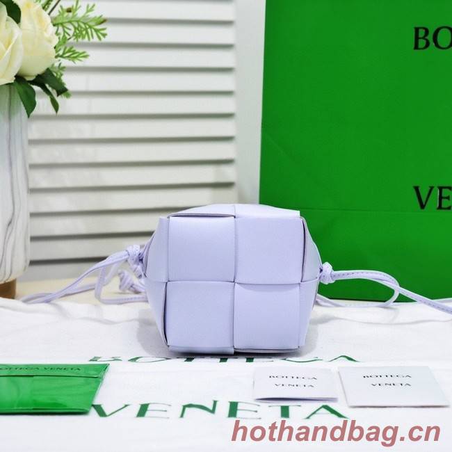 Bottega Veneta Mini intreccio leather crossbody bucket bag 680217 Wisteria