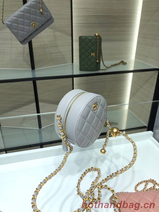 Chanel CLUTCH WITH CHAIN Lambskin & Gold-Tone Metal AS1449 gray