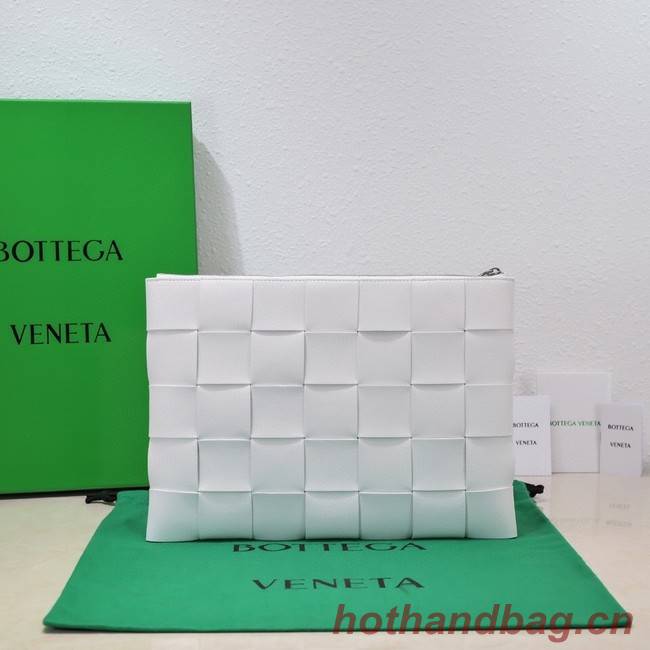 Bottega Veneta Pouch 651409 white