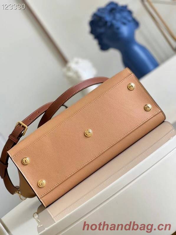 Louis Vuitton ON MY SIDE MM M53823 apricot