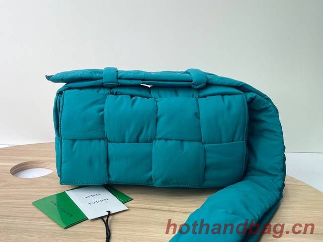 Bottega Veneta nylon shoulder bag 591977 blue