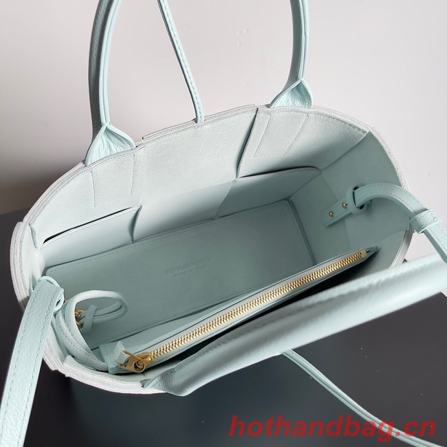 Bottega Veneta ARCO TOTE Small intrecciato grained leather tote bag 709337 light blue
