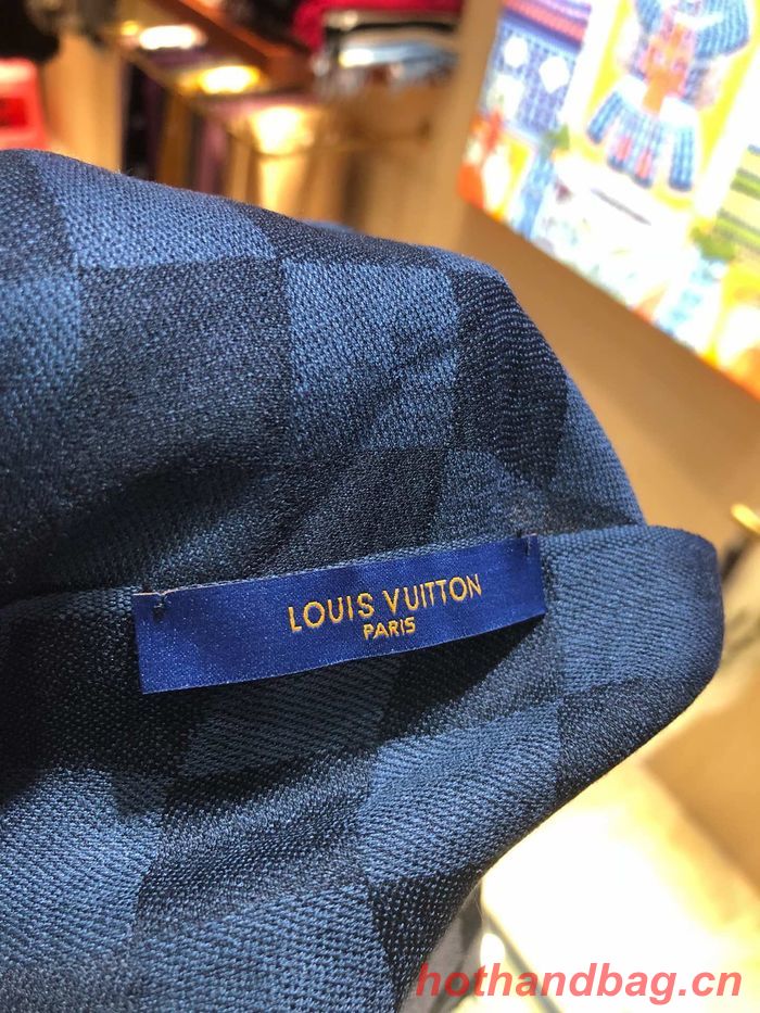 Louis Vuitton Scarf LVC00174