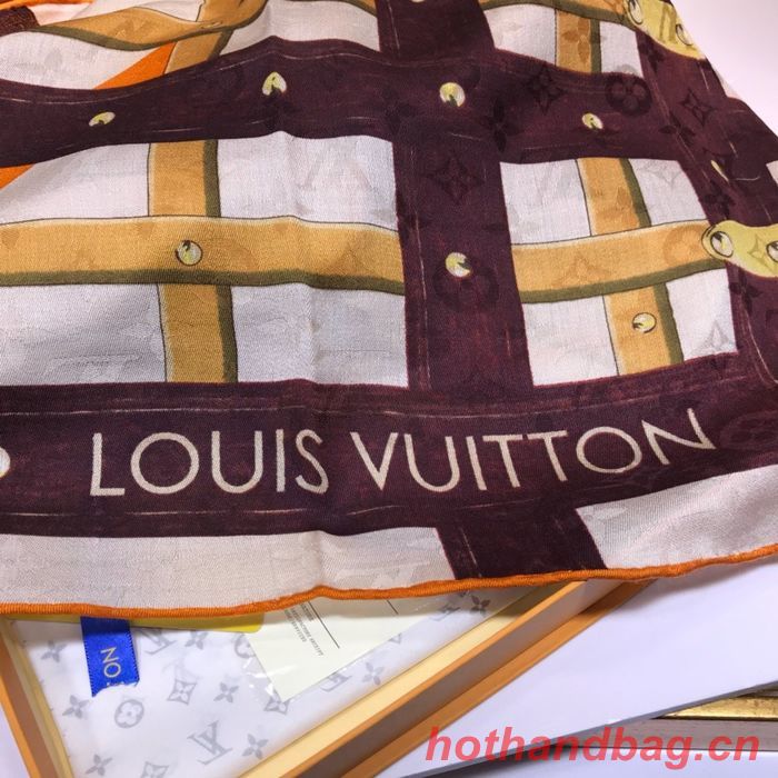 Louis Vuitton Scarf LVC00337
