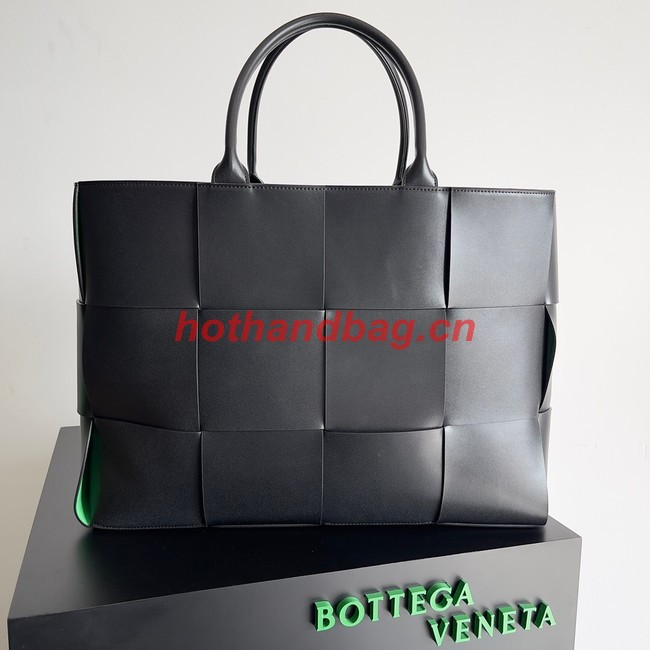 Bottega Veneta ARCO TOTE Large intrecciato grained leather tote bag 652868 black
