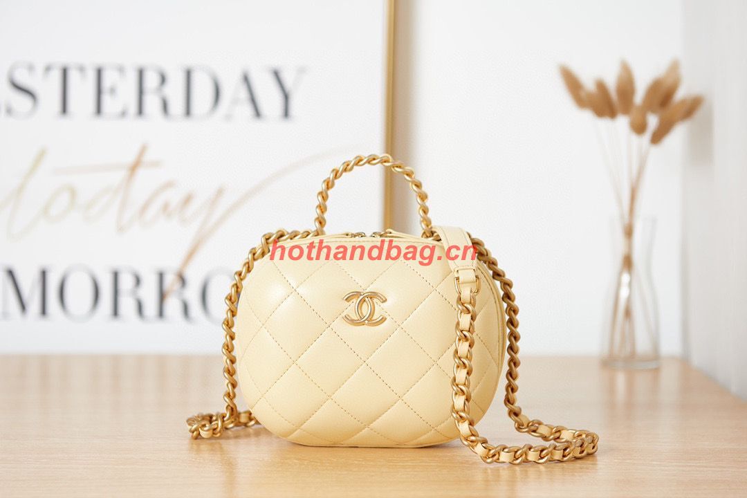Chanel 22S top handle cosmetic bag AS3066 light yellow