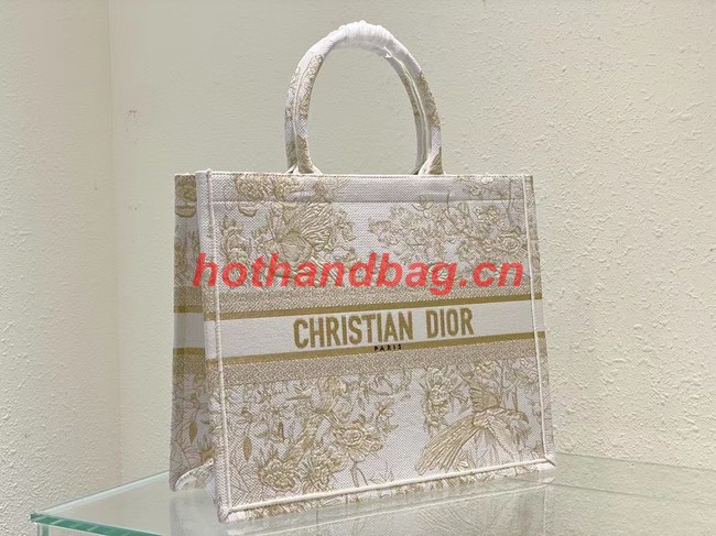LARGE DIOR BOOK TOTE Dior Jardin d Hiver Embroidery with Gold-Tone Metallic Thread M1286