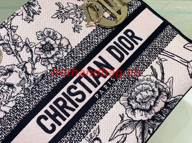 DIOR Powder Pink Dior Jardin Botanique Embroidery M0565O