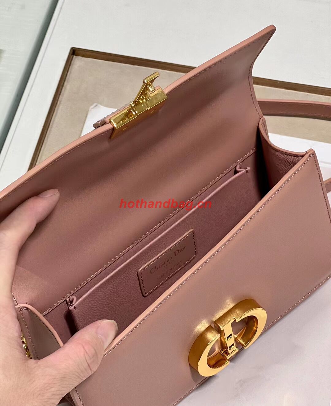 DIOR 30 MONTAIGNE EAST-WEST BAG WITH CHAIN Calfskin M9334 pink