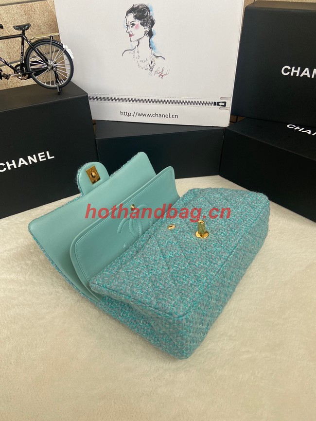 Chanel CLASSIC HANDBAG A01112-10