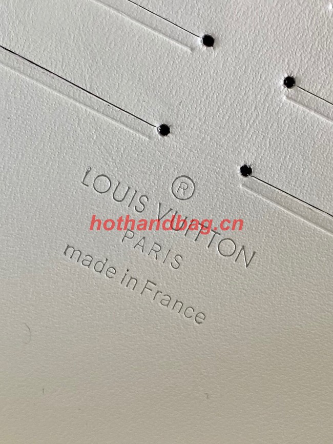 Louis Vuitton POCHETTE VOYAGE MM M21681 white