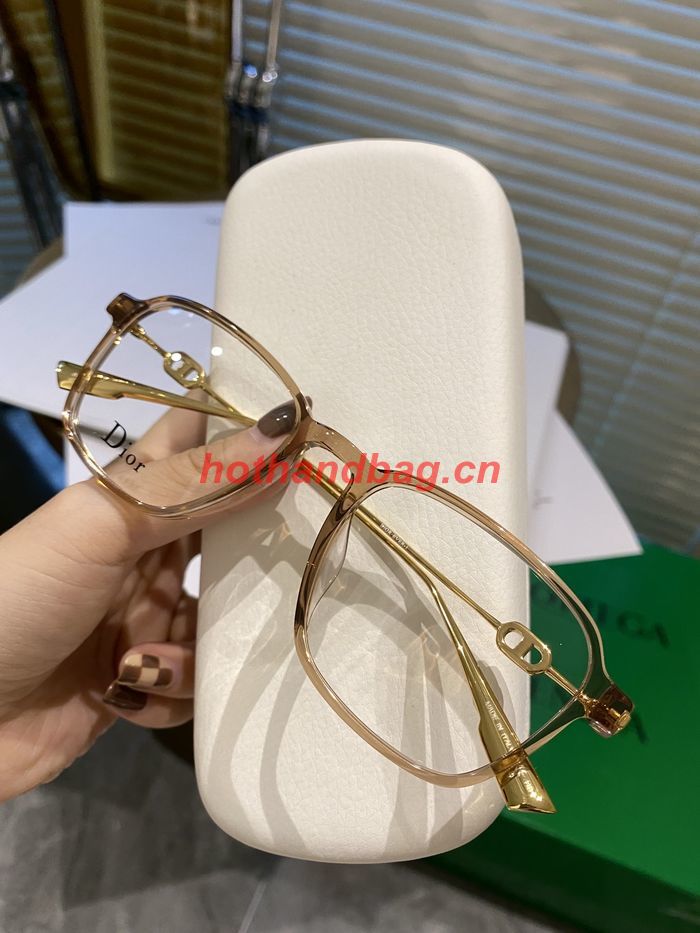 Dior Sunglasses Top Quality DIS02730