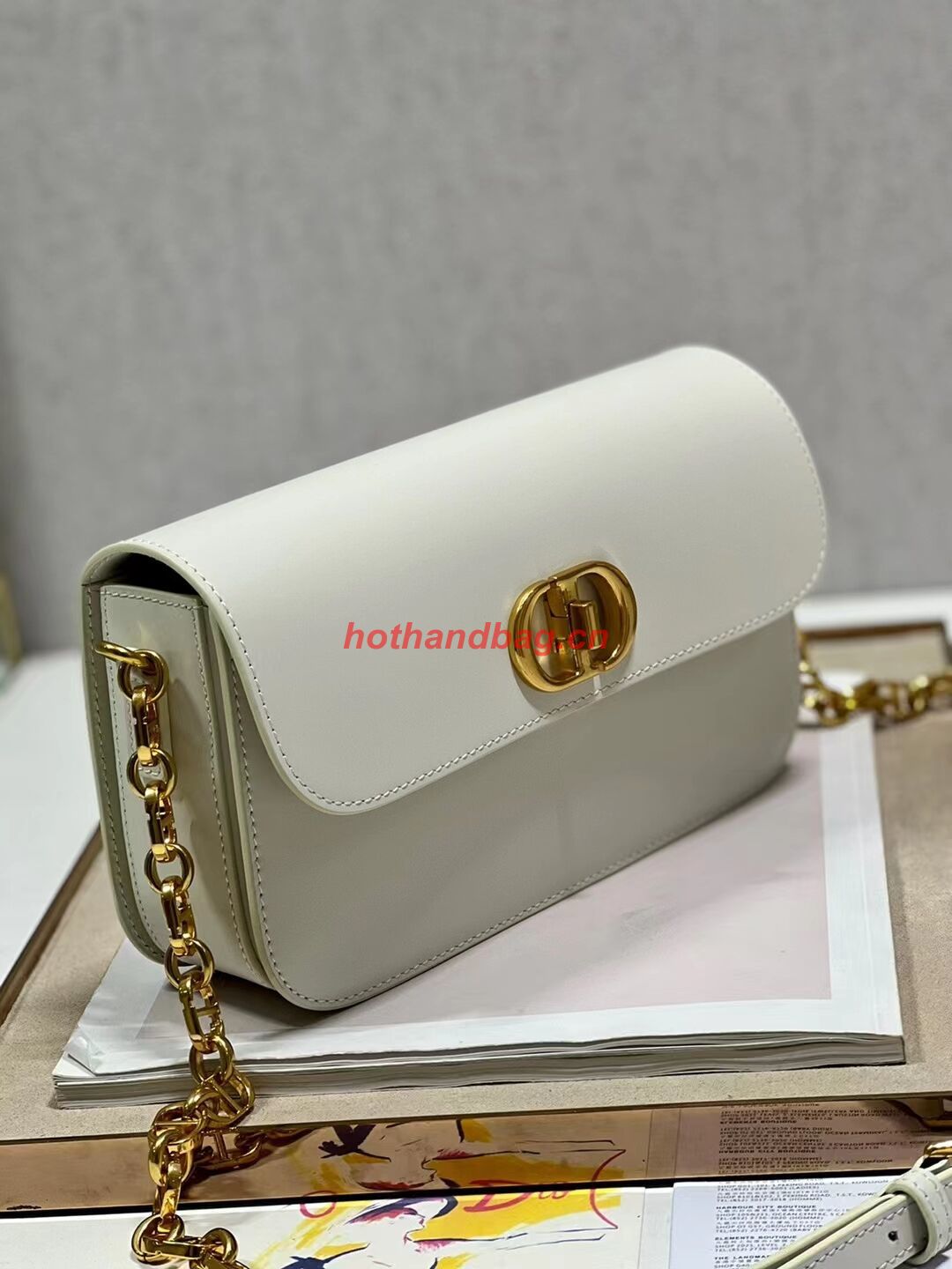Dior 30 MONTAIGNE AVENUE BAG Dusty Box Calfskin M9260 Ivory Dior 30 MONTAIGNE AVENUE BAG Dusty Box Calfskin M9260 Ivory