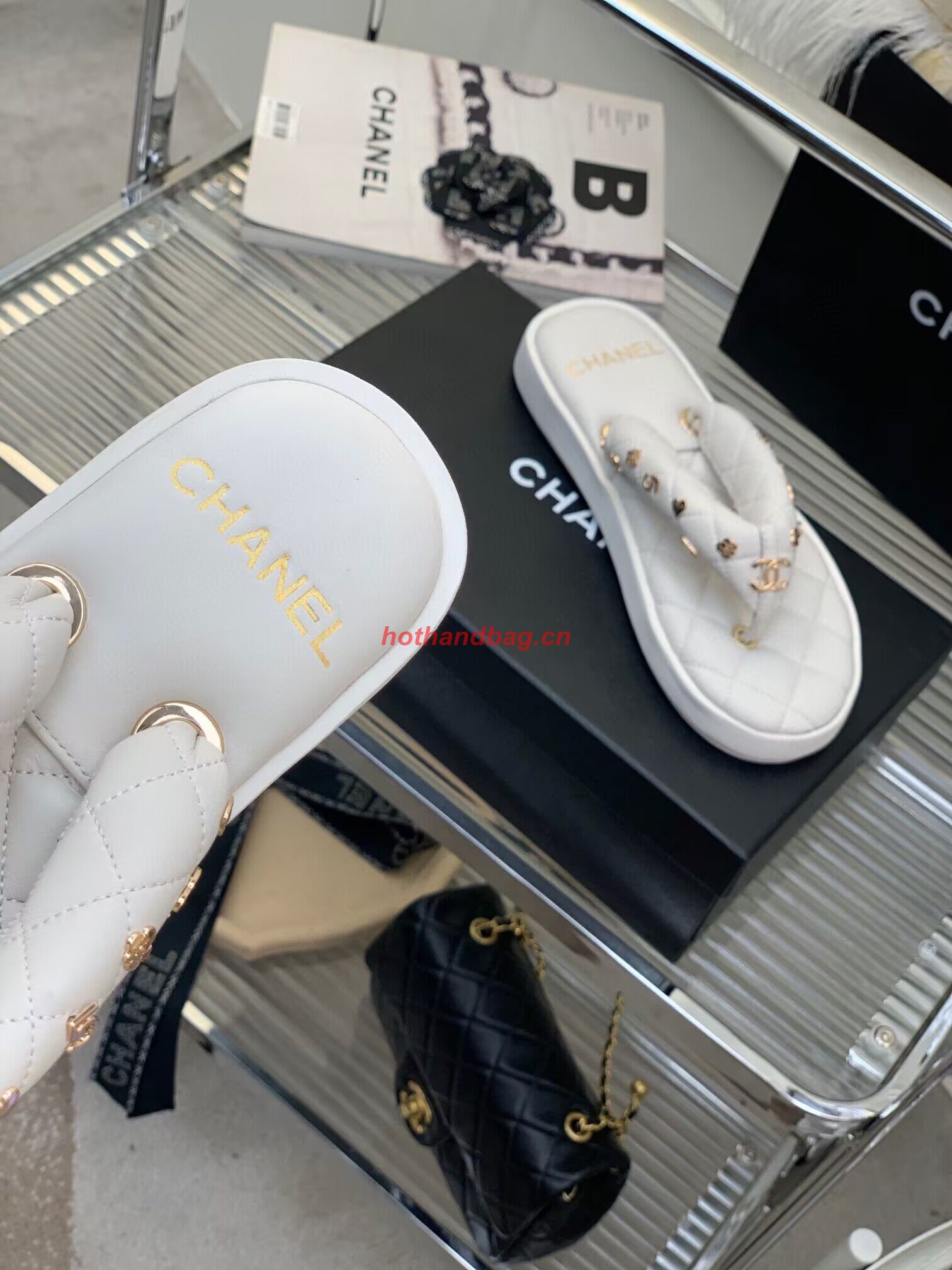 Chanel slippers CS39621 White
