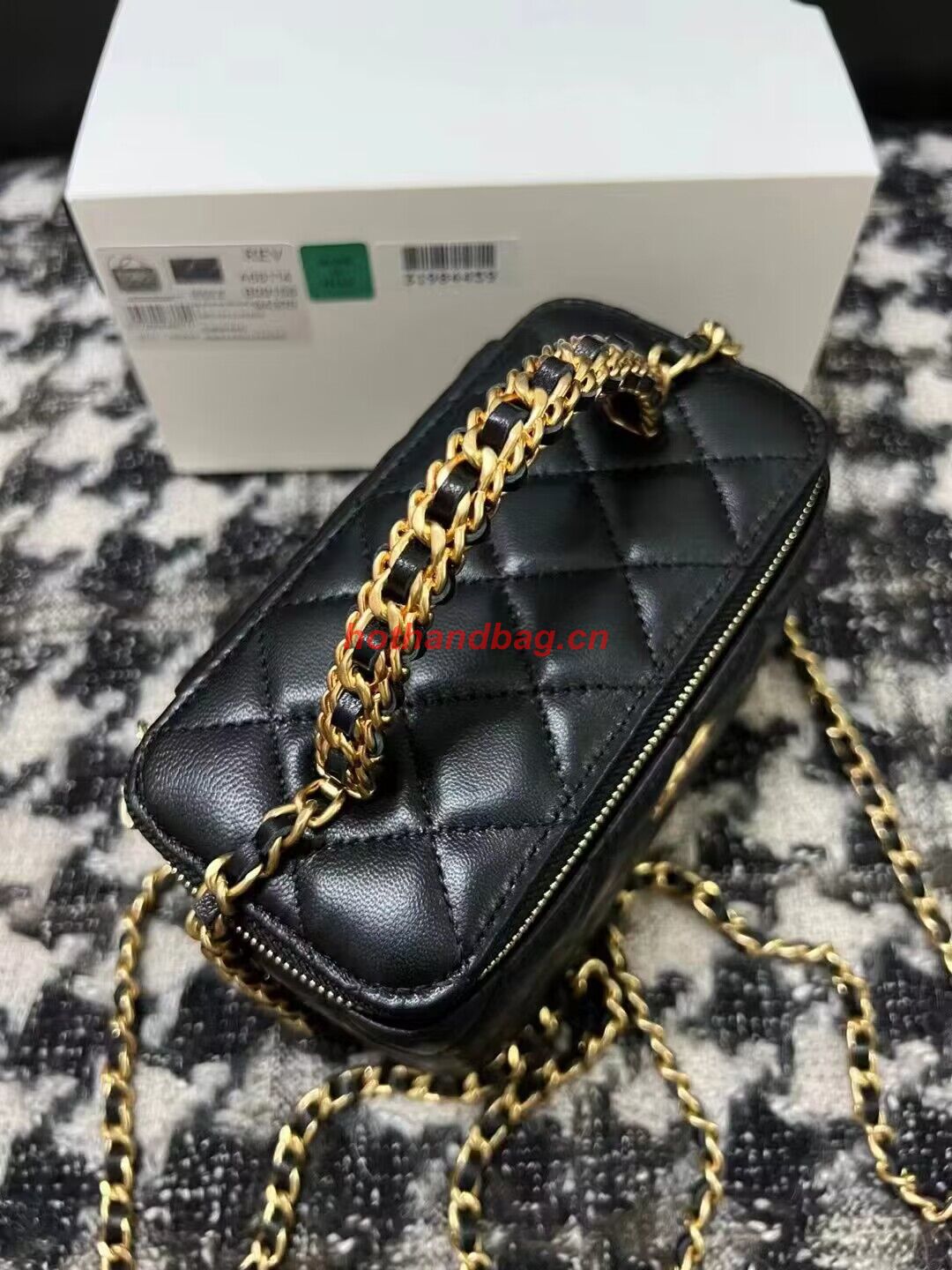 Chanel Top handle Vanity Case Con Catena A68114 Black