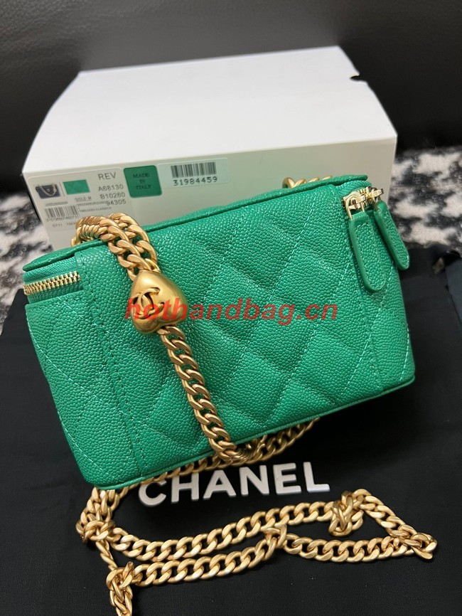 Chanel VANITY WITH CHAIN AP3120 green