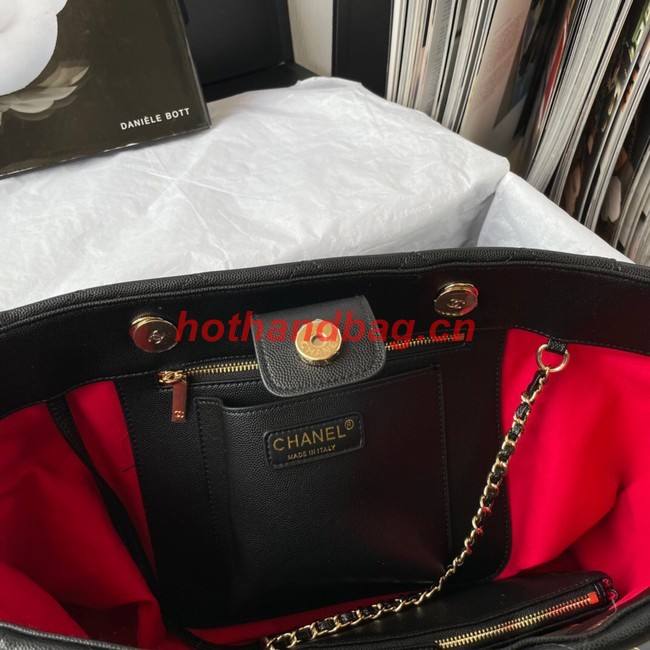 Chanel Grained Shiny Calfskin & Gold-Tone Metal Shoulder Bag YO1864 black