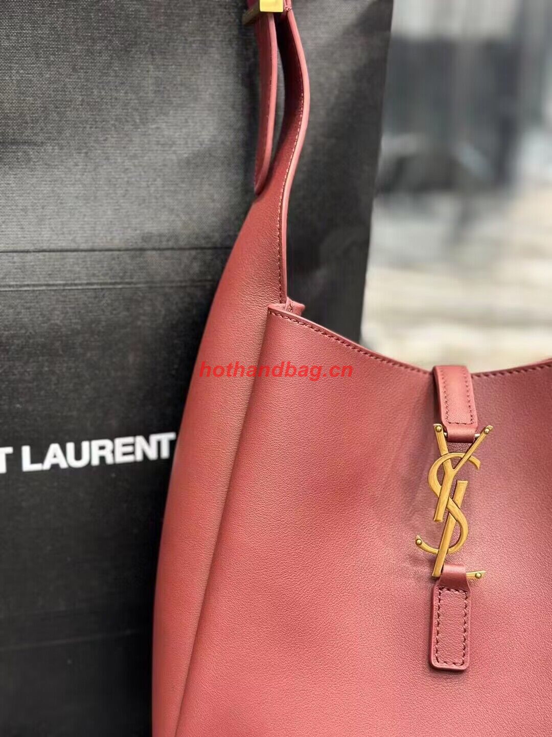 SAINT LAUREN LE 5 A 7 SOFT SMALL IN SMOOTH LEATHER 713938 ROUGE LEGION