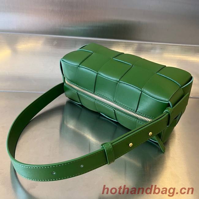 Bottega Veneta Brick Cassette 709360 green