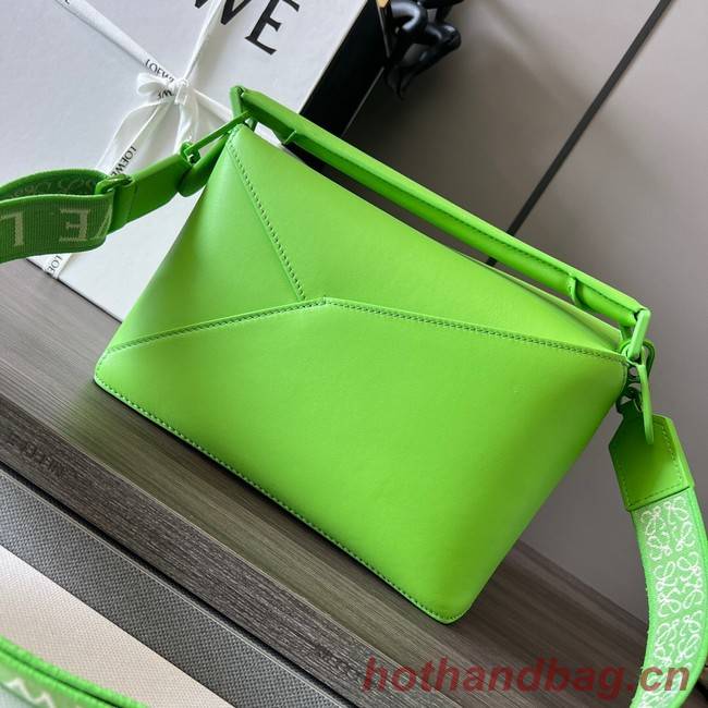 Loewe Puzzle Bag Leather 052239 green