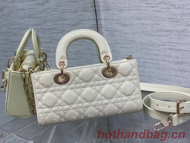 Dior SMALL LADY D-JOY BAG Patent Cannage Calfskin M0613OW white