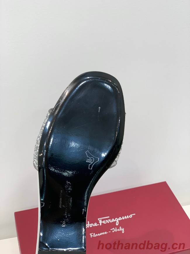 Ferragamo slippers 93494-1