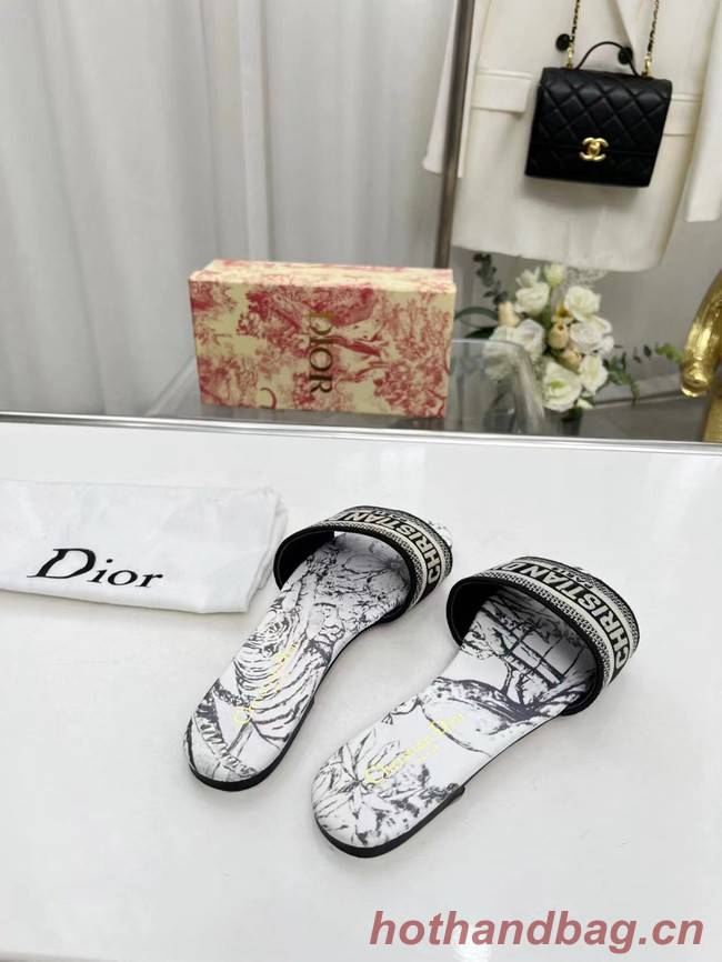 Dior DWAY SLIDE Embroidered Cotton 93499-3