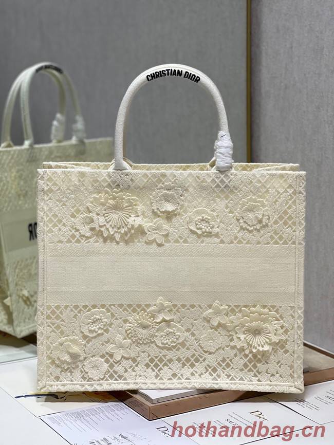 LARGE DIOR OR DIOR BOOK TOTE D-Lace Embroidery M1286ZTD-2