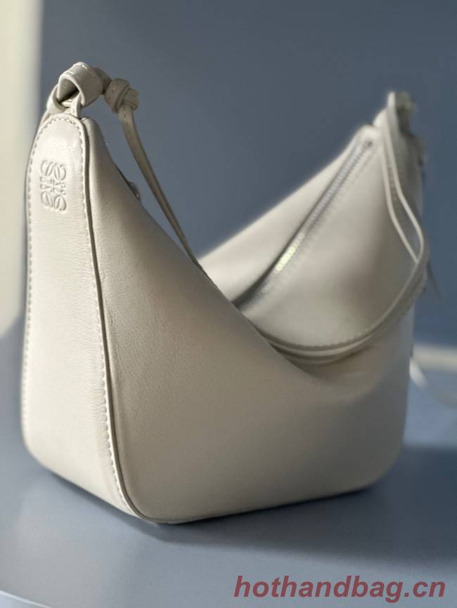 Loewe Original Leather Shoulder Handbag C923 Cream