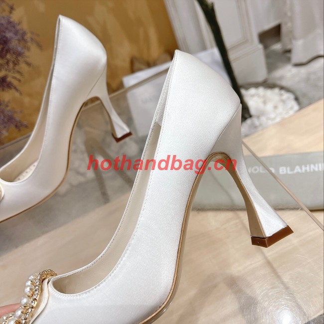 Manolo Blahnik shoes heel height 7CM 93530-2