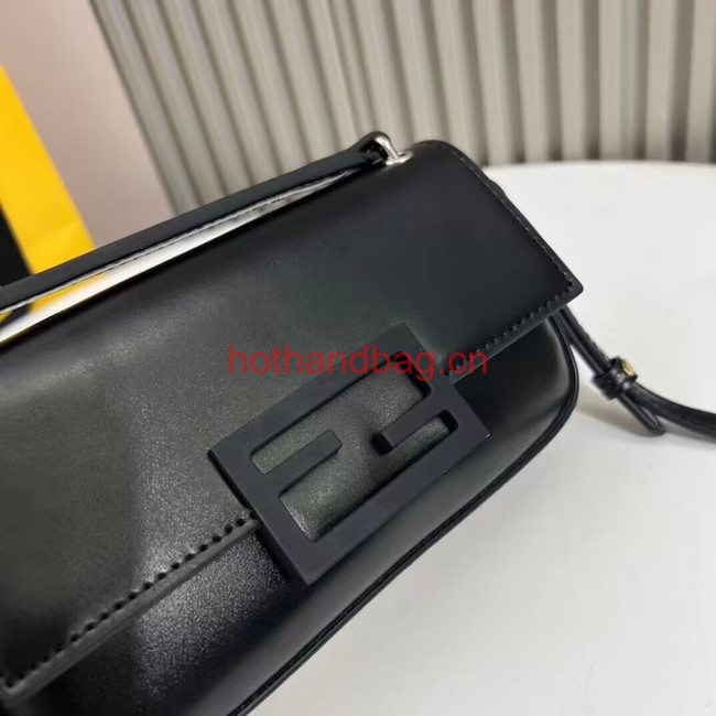 Fendi Baguette leather bag F1531 black