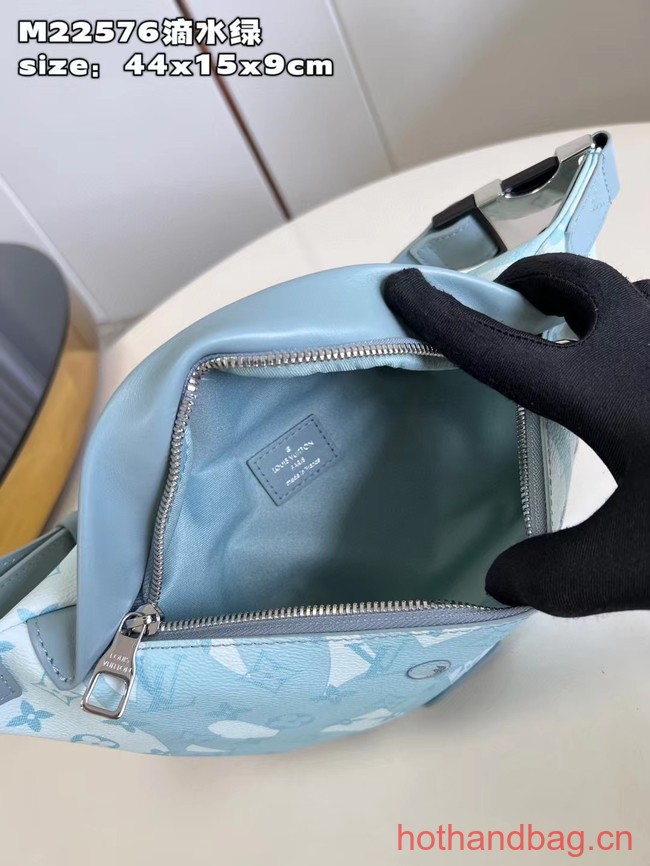 Louis Vuitton Discovery Bumbag M22576 Crystal Blue